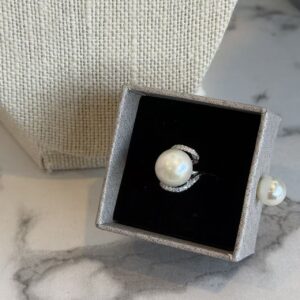 Elegant Curve 12mm Edison Pearl Ring