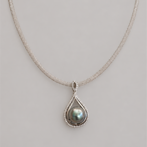 Tahitian Pearl Pendant Main with 14mm round pearl and S925 fittings
